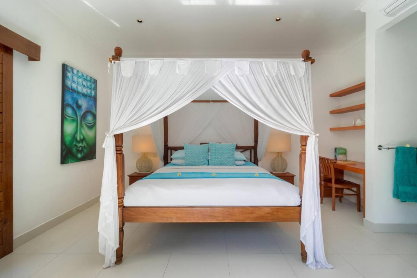 Super Value 3 Bed, Central Seminyak, Walk To Beach المظهر الخارجي الصورة